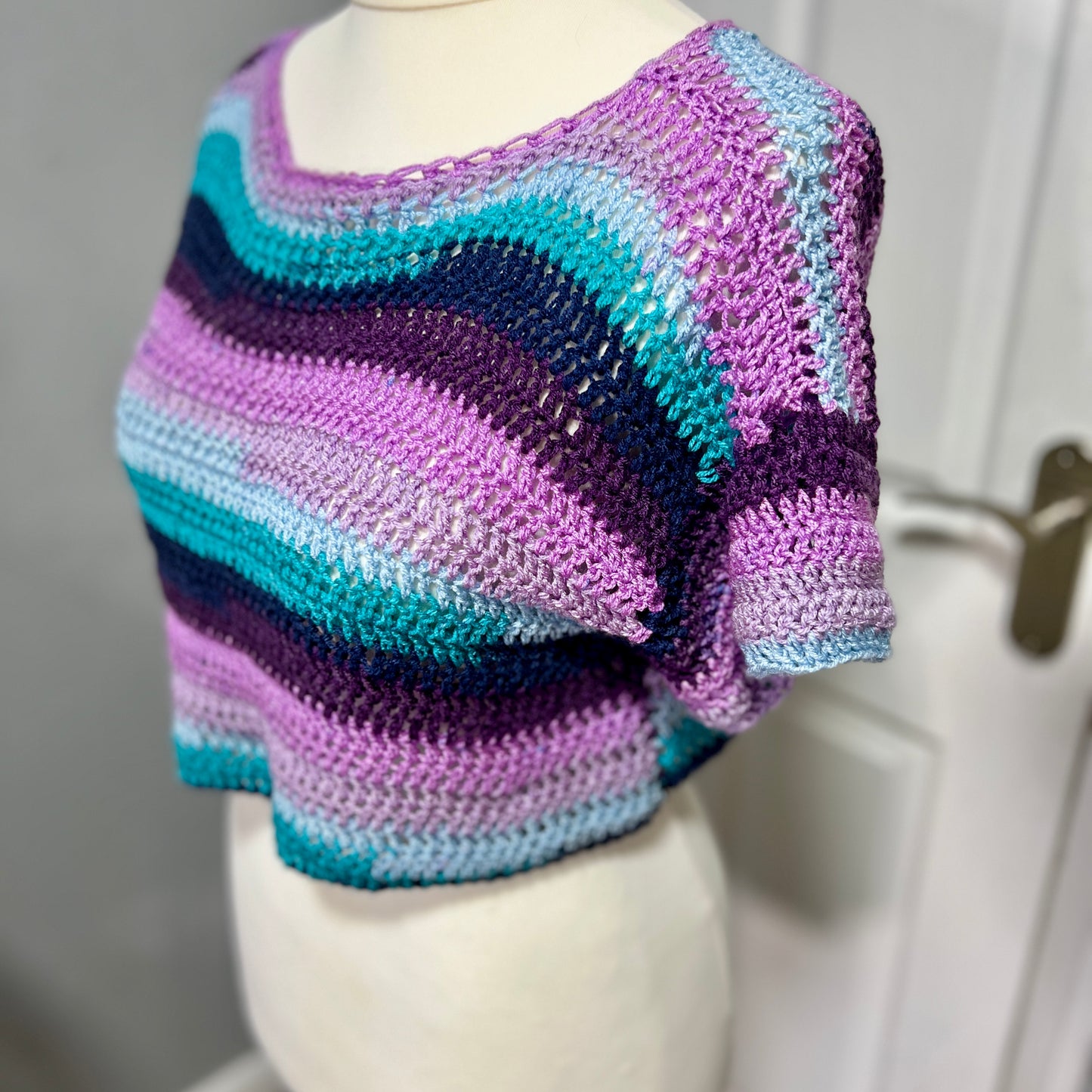 Mesh Crochet Crop Top 14-18 UK