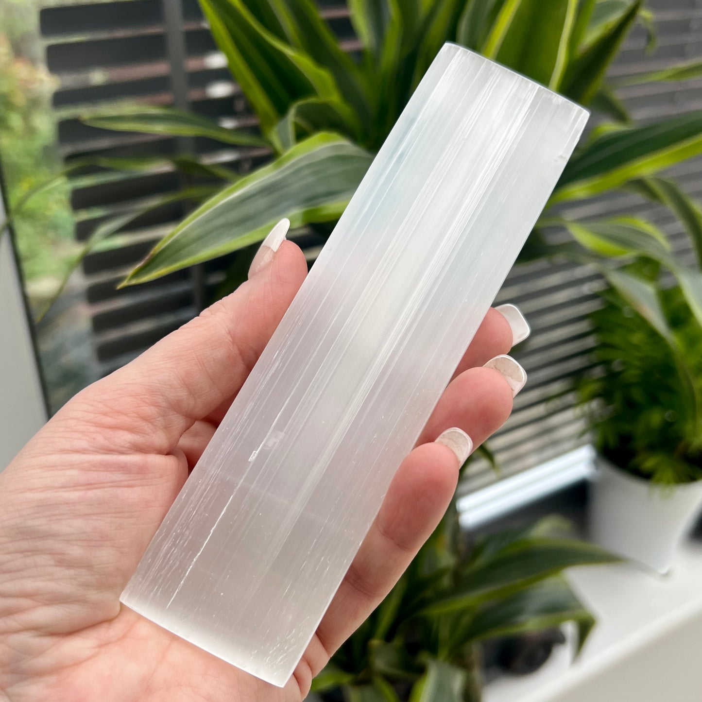 Flat Bar Selenite Charging Plate