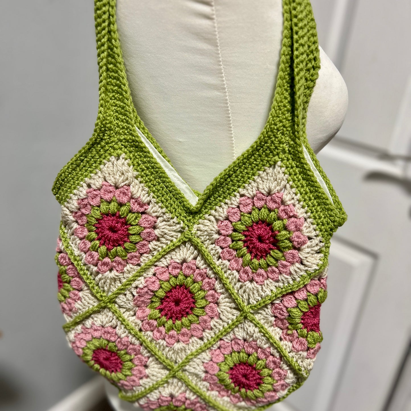 'English Country Garden' Crochet Granny Square Lined Shoulder Bag Medium