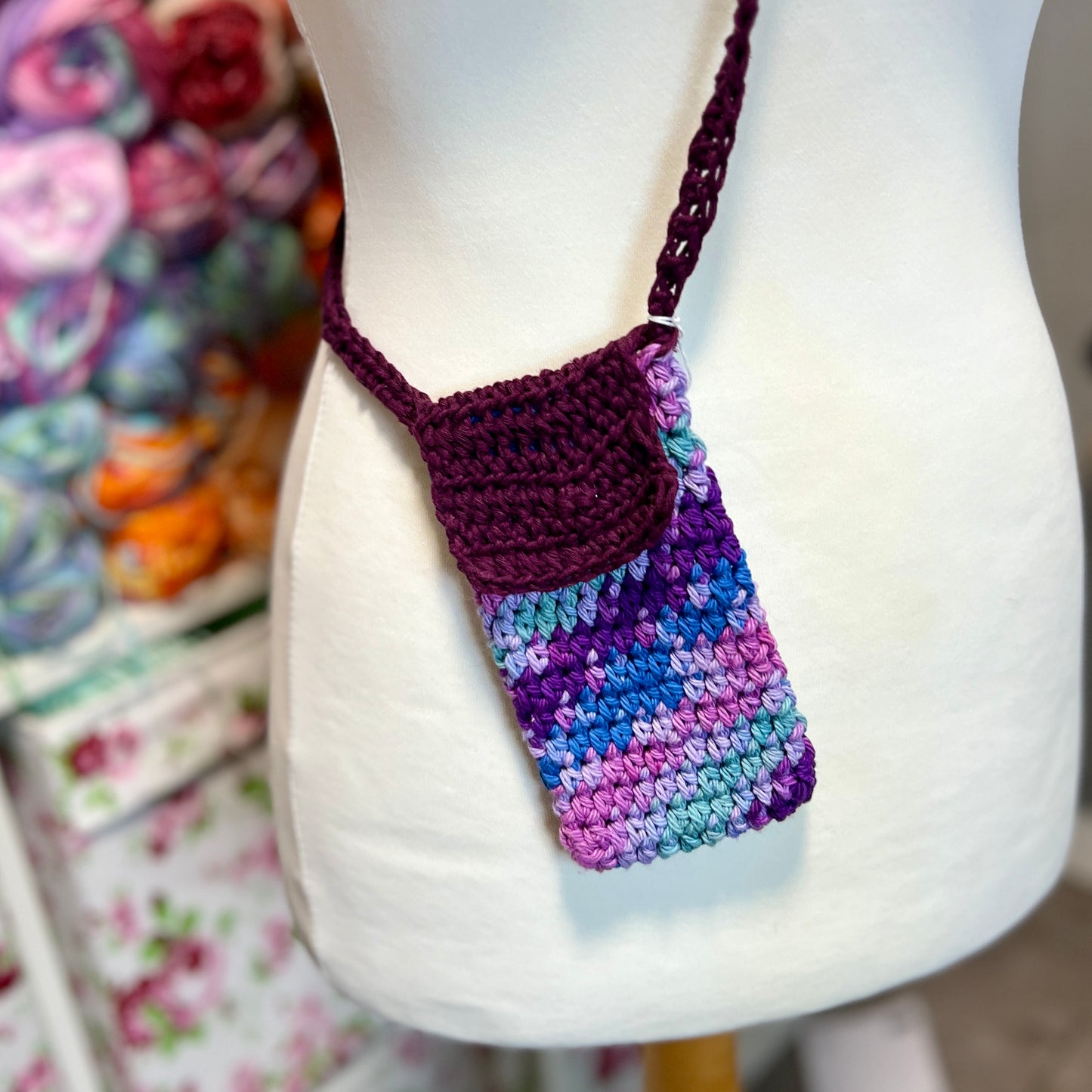 Phone Case with shoulder strap - Crochet Bag