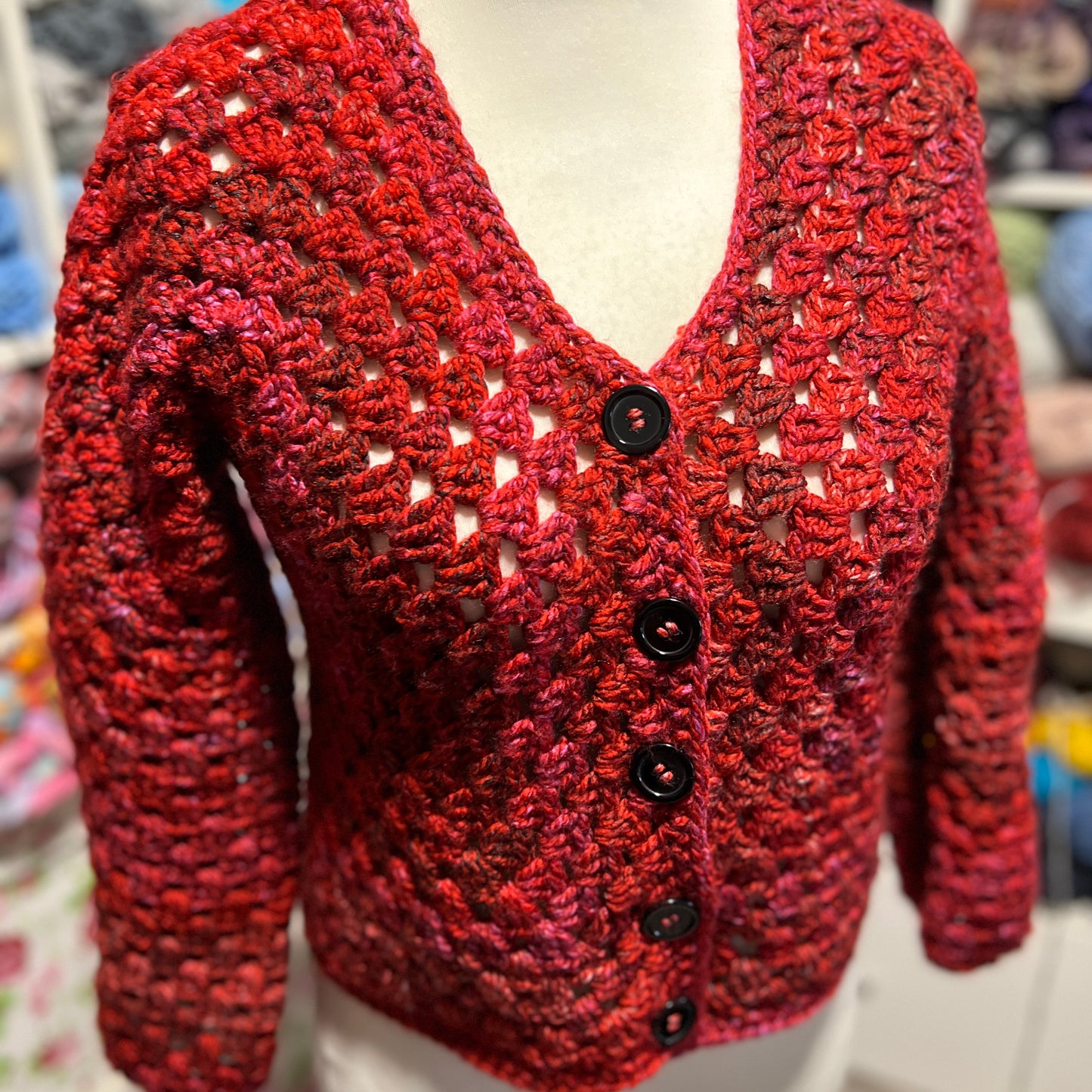 Hexagon Cardigan ‘Barn house Red’