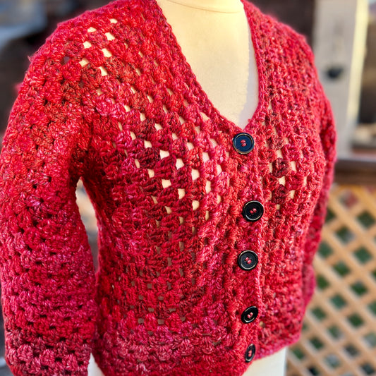 Hexagon Cardigan ‘Barn house Red’