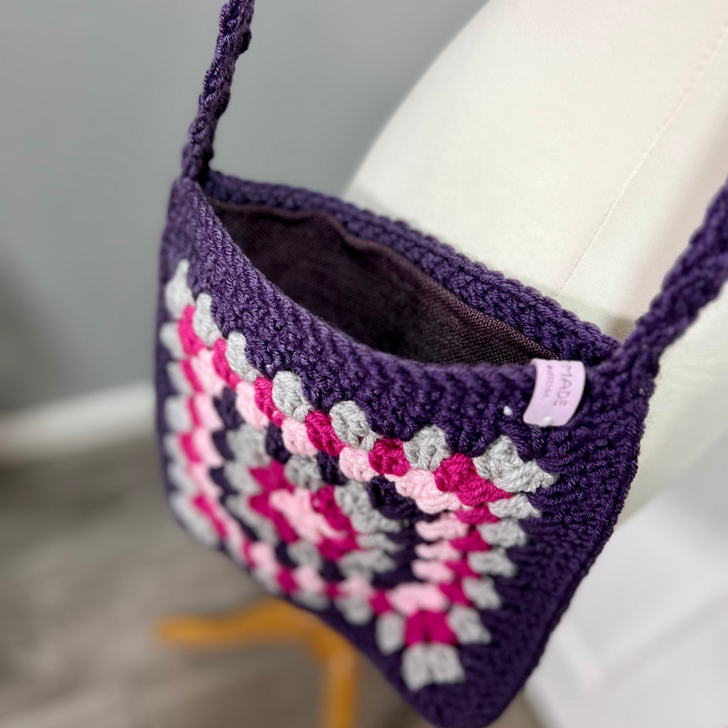 Crochet Granny Square Lined Shoulder Bag Medium