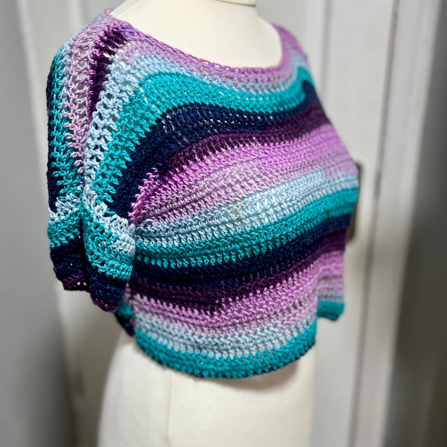 Mesh Crochet Crop Top 14-18 UK