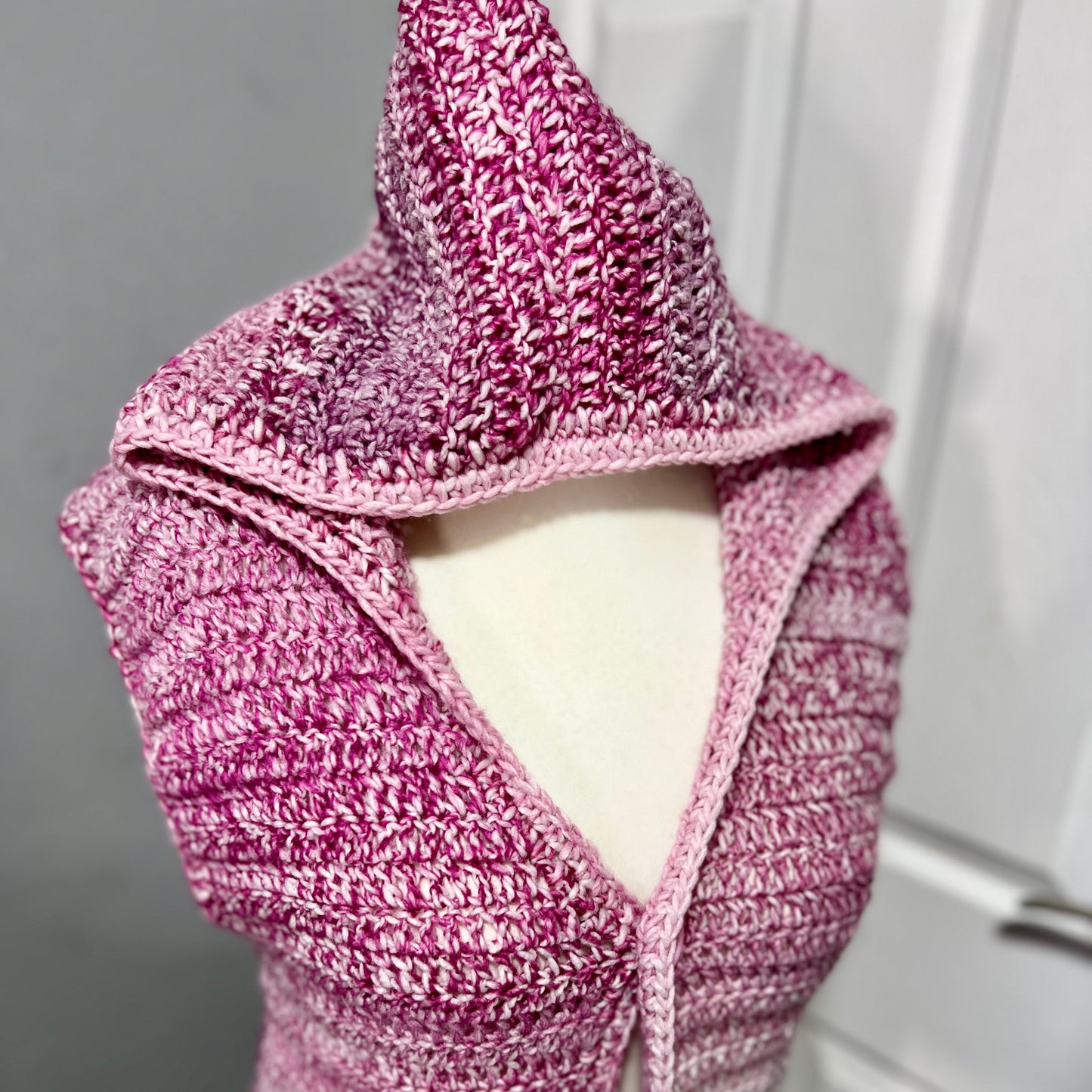 'Roving' Pink/Red Waistcoat with Hood 12-14 UK