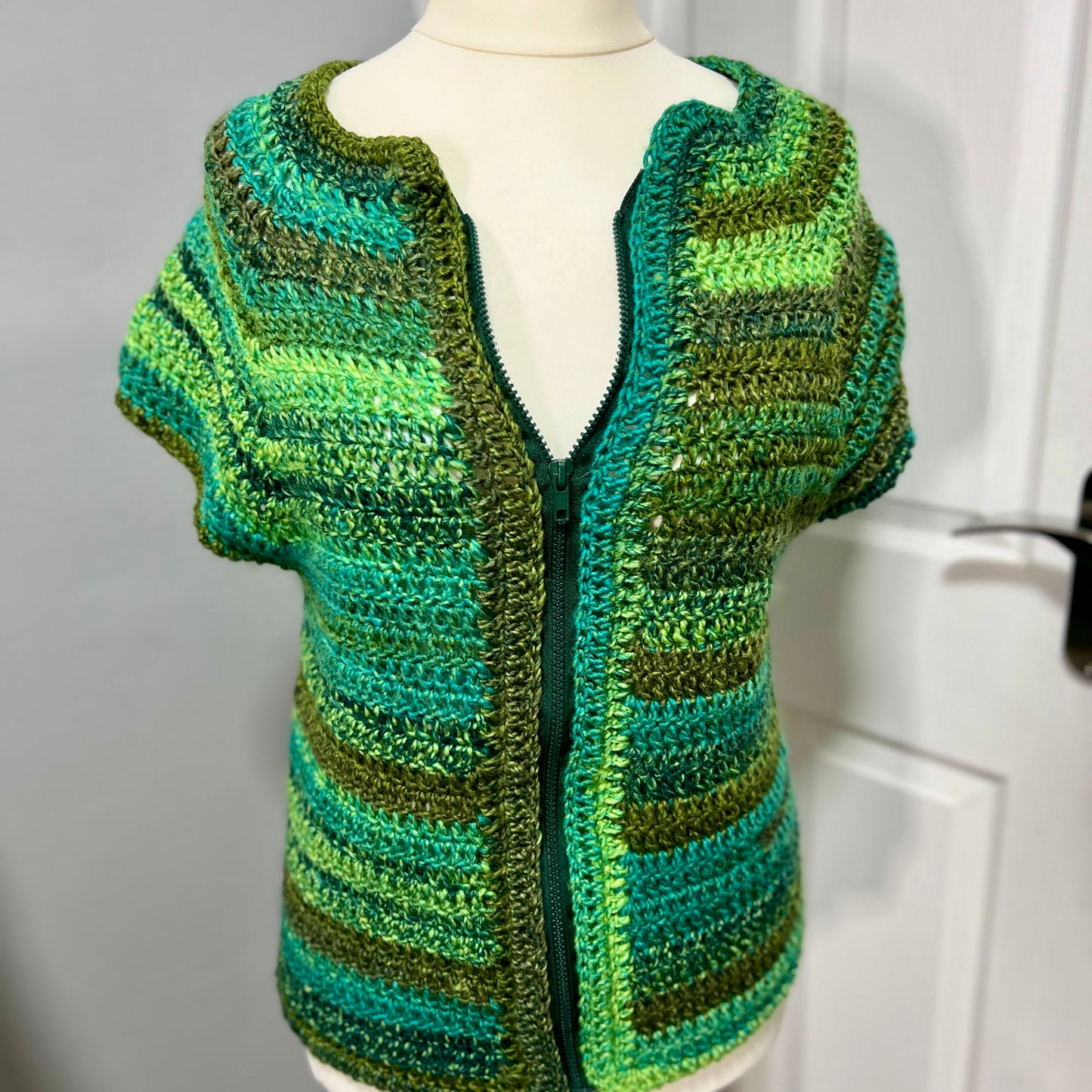 'Lagoon' Green Waistcoat 10-12 UK with Zip front