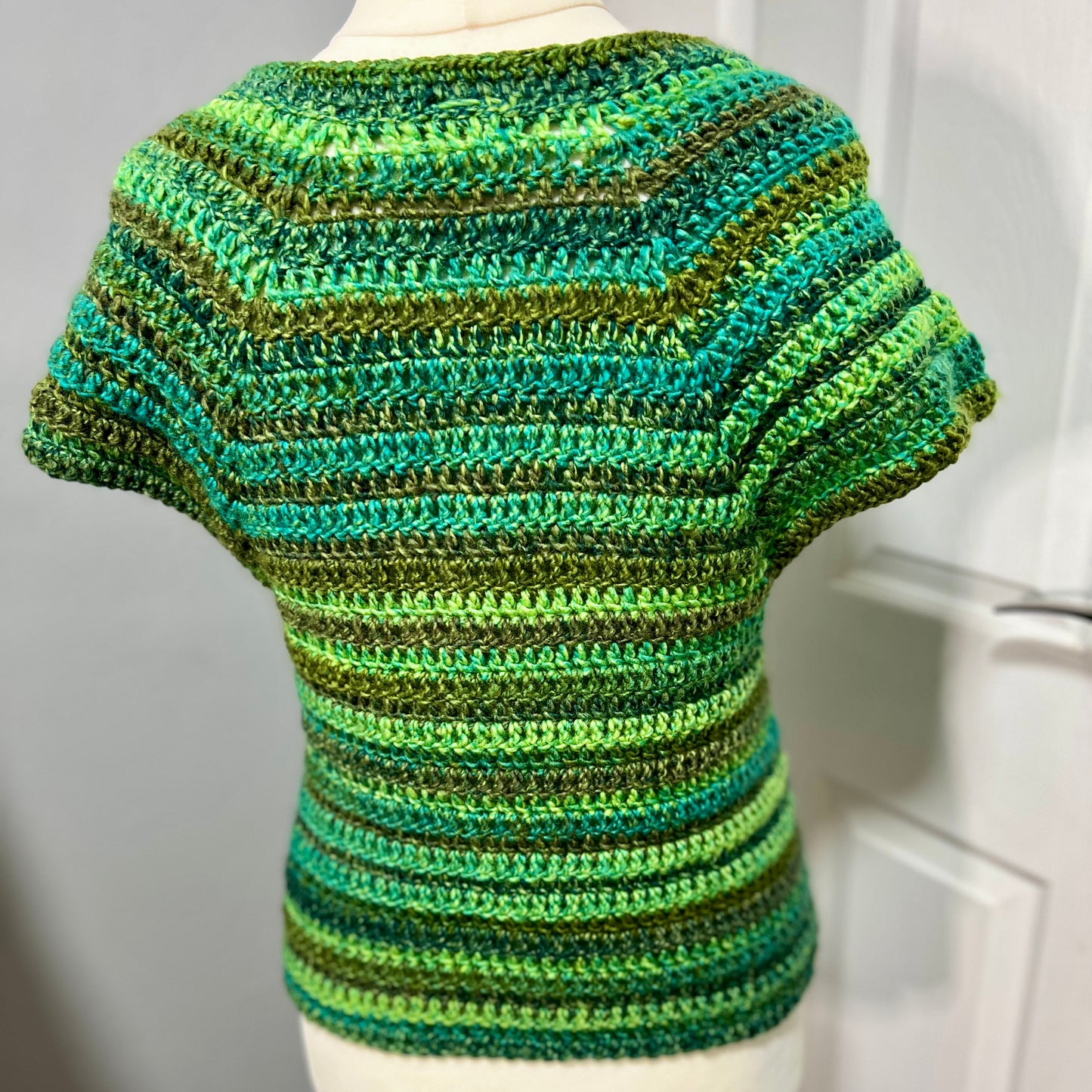 'Lagoon' Green Waistcoat 10-12 UK with Zip front