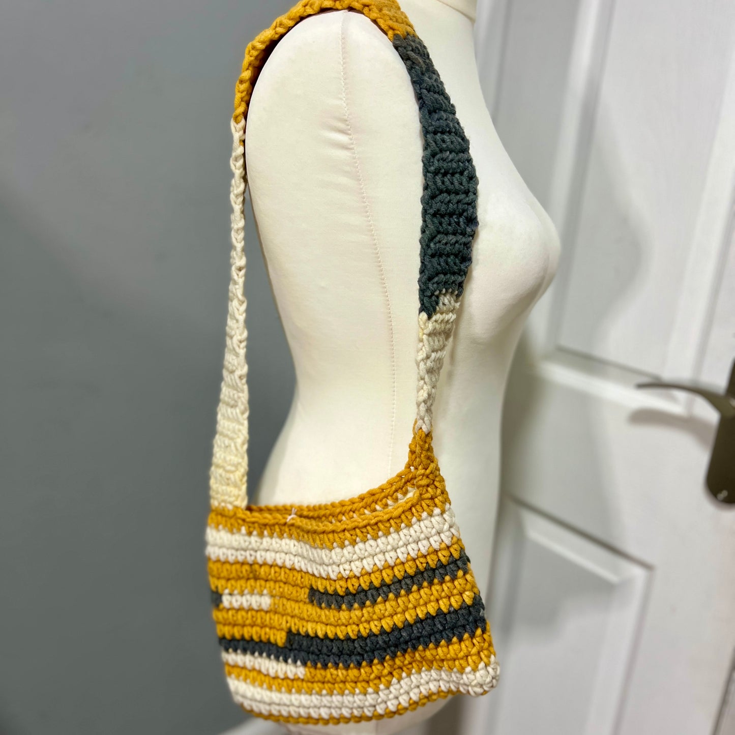 Shoulder Bag (Handmade Crochet)