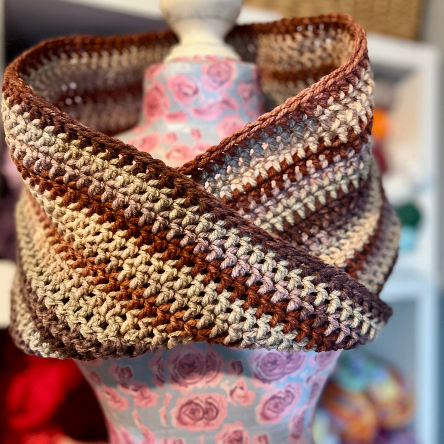 Chunky Crochet Twisted Cowl